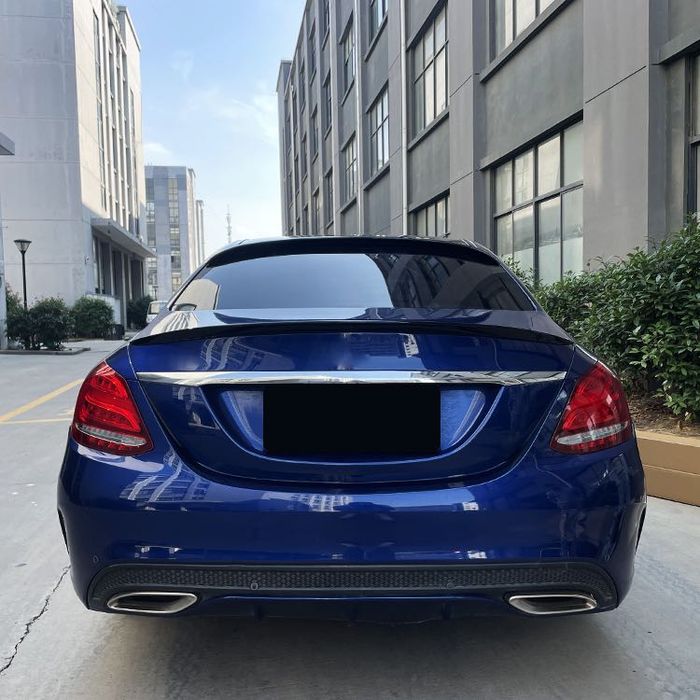 Eleron portbagaj AMG MERCEDES C-Class W205 (2014-2018) negru lucios