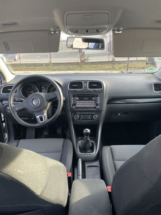 Volswagen Golf 6 Diesel 2,0 6 trepte 140 cai euro 5 fabricat 2010 adus