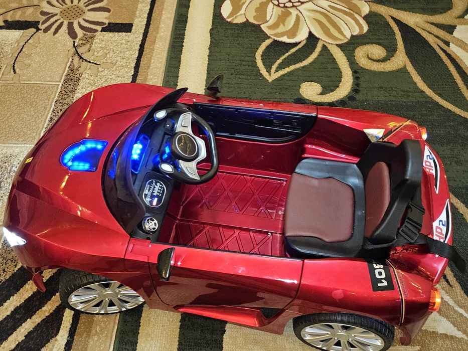 Продам Детскую машину