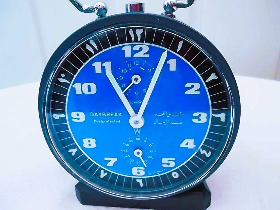 Ceas vechi,mecanism mecanic cu alarma