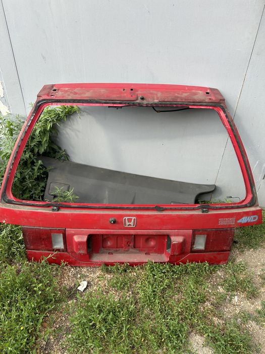 Продам дверь багажника Honda Civic