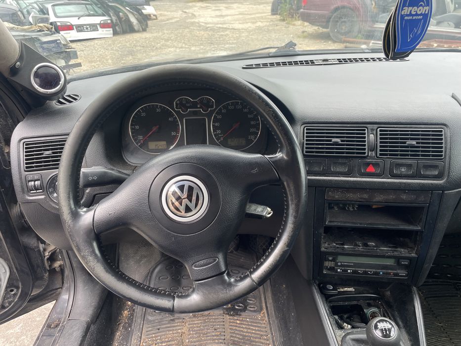 Vw Golf 4 1.9tdi 110hp 1999 На Части