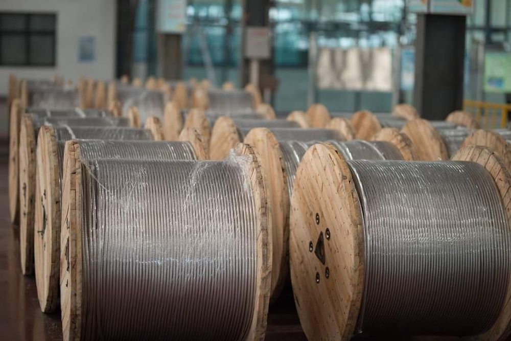 Kabellar bor barcha turdegi optim narxda xarid qiling Uzkabel pro cab