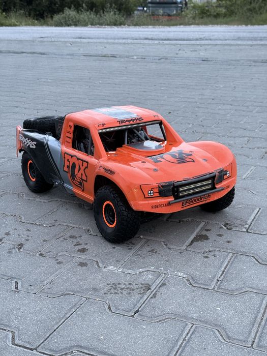 Traxxas Unlimited Desert Racer