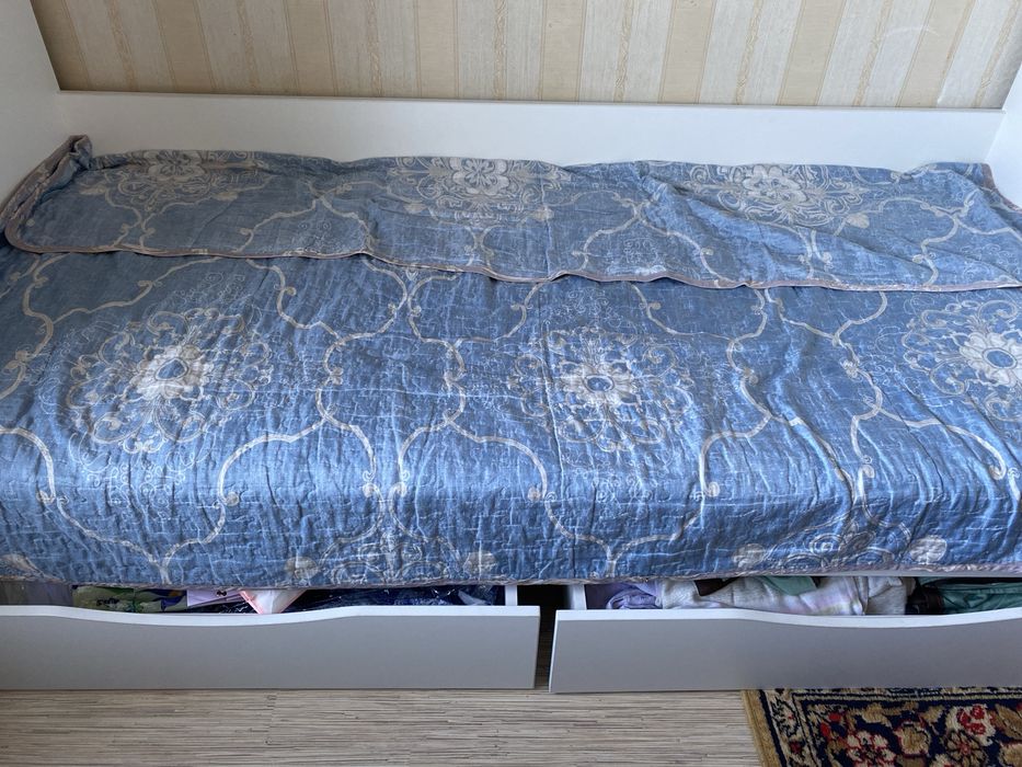 Продаётся двухъярусная кровать!