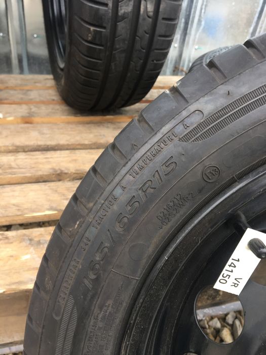 185/60/15 , 165/65/15  Дънлоп
