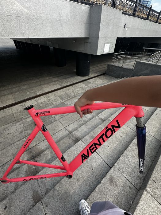 Продам Фрейм Aventon Mataro 2016
