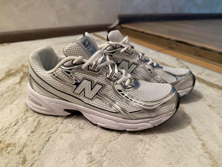 Кроссовки New Balance 740, новые