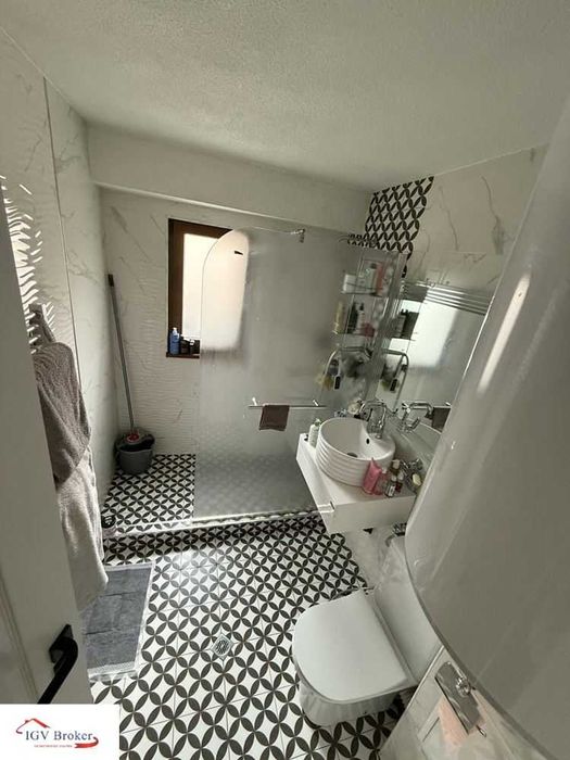 Продава се Четиристаен апартамент в София, Белите брези - 100 кв.м за 1811 €/кв.м - Снимка #13