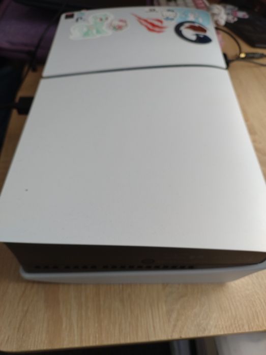 Consola PlayStation 5 (PS5) 1 TB , E-Chassis White