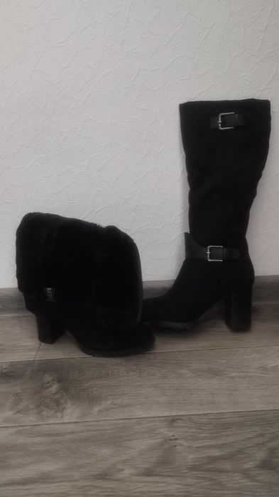 Продам зимние сапоги