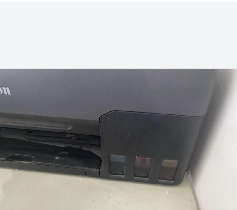 Продап принтер разноцветеюный сканер копия