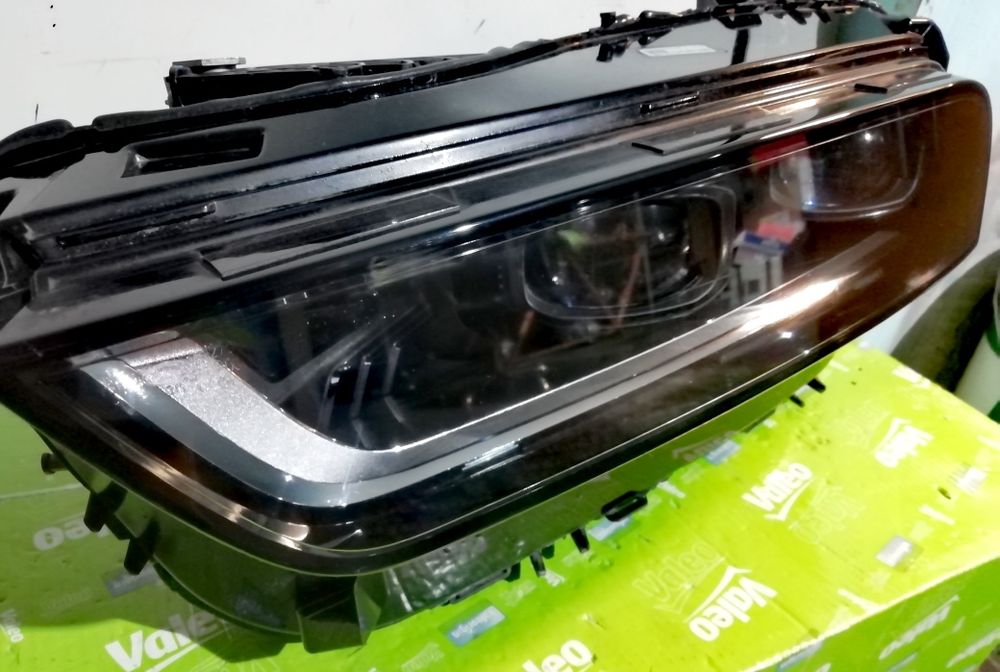 Фар Фарове за БМВ Х7 Г07 / BMW X7 G07 Adaptive LED LCI.