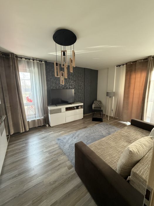 Apartament cu curte privata Braytim
