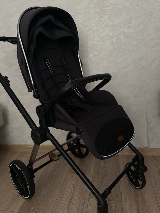 Коляска New Lux в отличном состоянии