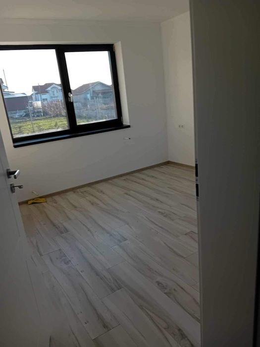 Dau in chirie casa