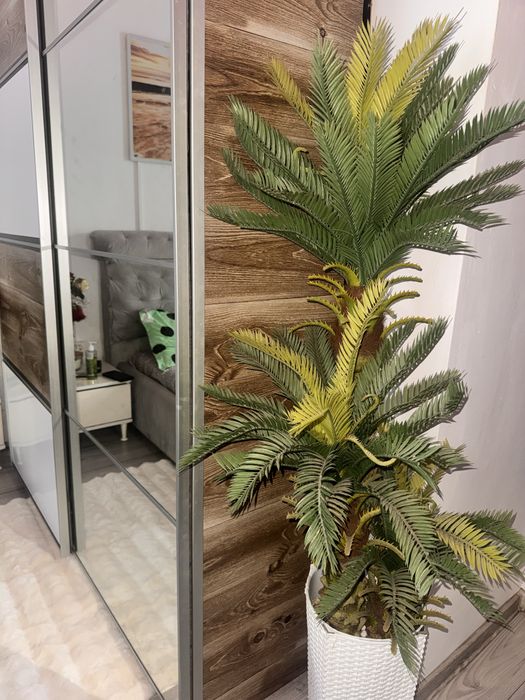 Planta artificiala ( palmier)
