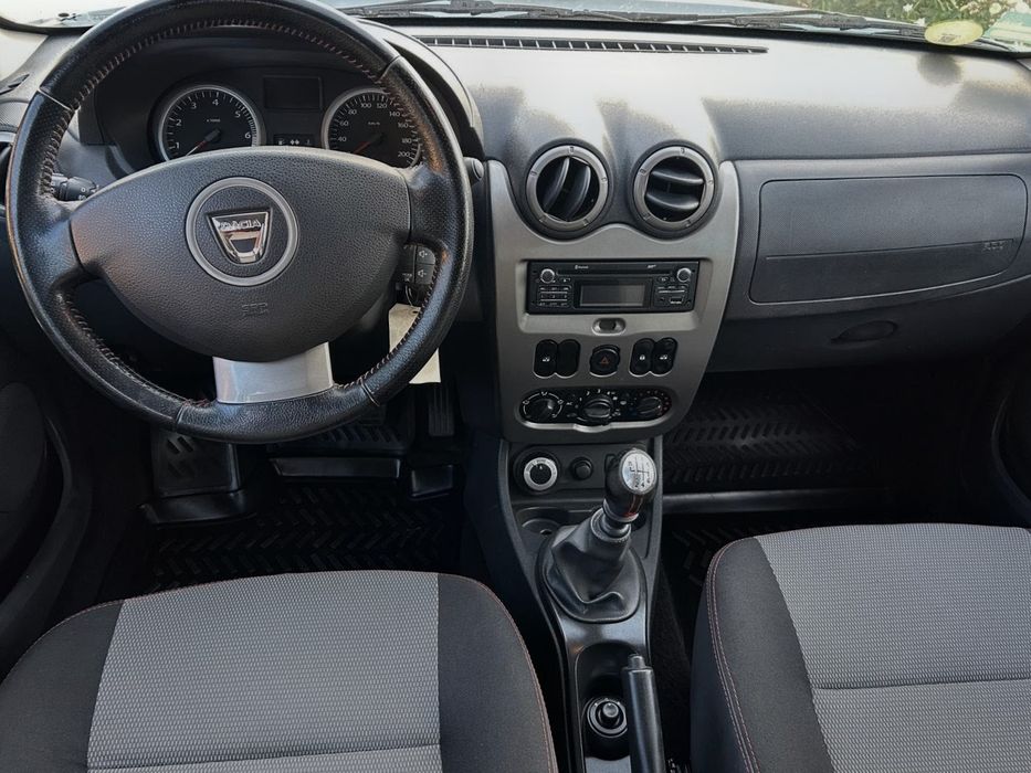 DACIA Duster 2012 — imagine 3