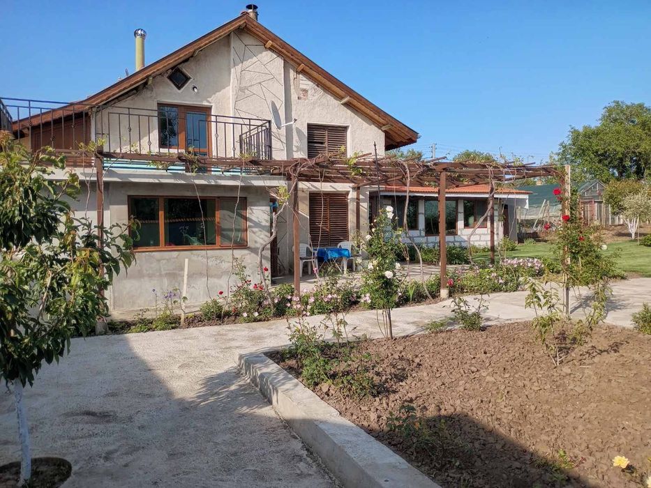 Продава се Къща в Разград, Варош - 150 кв.м за 1000 €/кв.м - Снимка #1