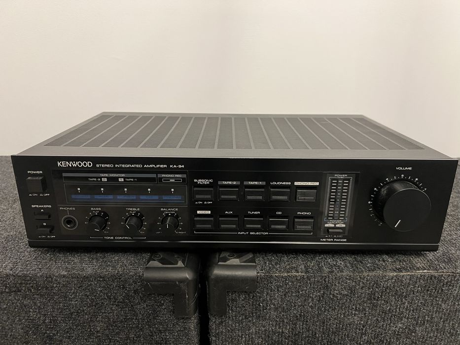 Vand boxe si amplificator