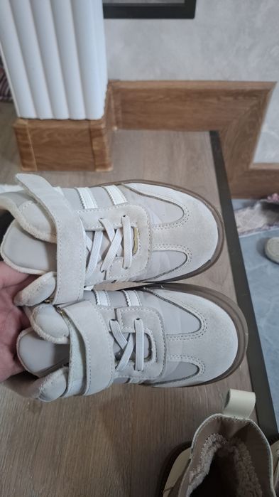 Детская обувь размер 31-33.