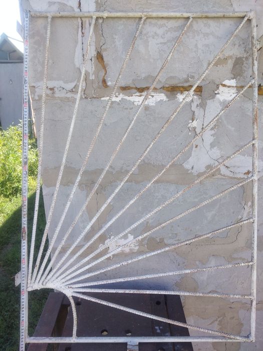 Решотки на окна.