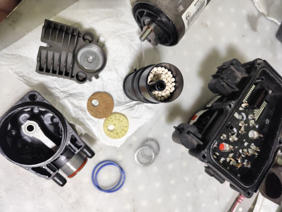Compresor perne VW Touareg Porsche Cayenne Macan Panamera - reparatii