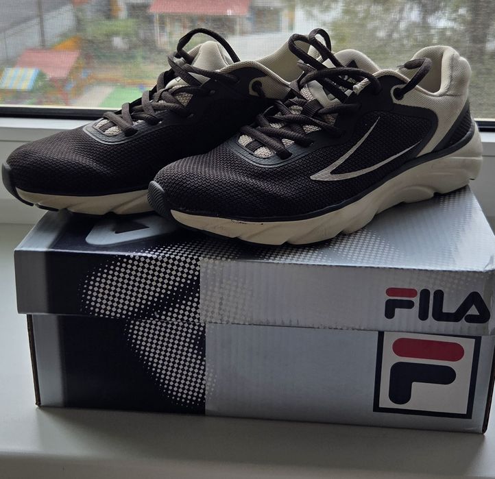 Кроссовки Fila, 37 размер