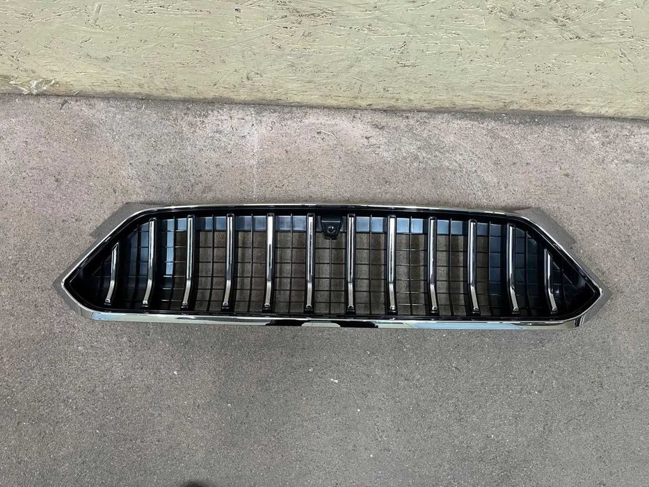 Решетка радматора JAC J7 21-/Жак Ж7 21-