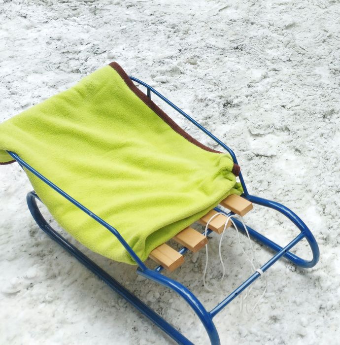 Дървена детска шейна