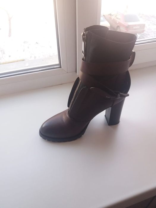 Продаю полусапожки