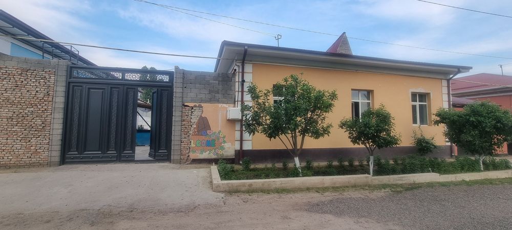 Зудликда Поп тумани Поп МФЙ худудида қурилган коттежлар сотилади