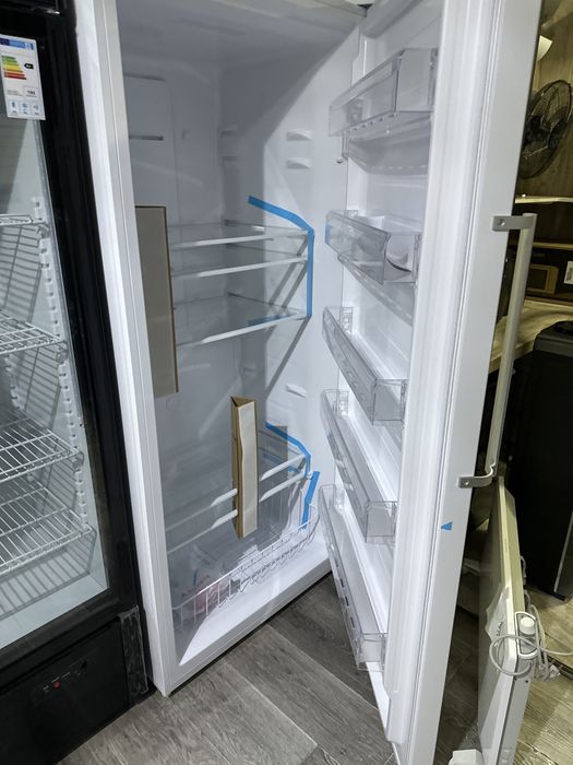 Морозильник от бренда  Aiwa