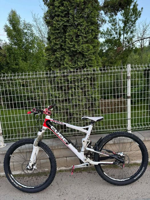 Bicicleta cube stare perfectă