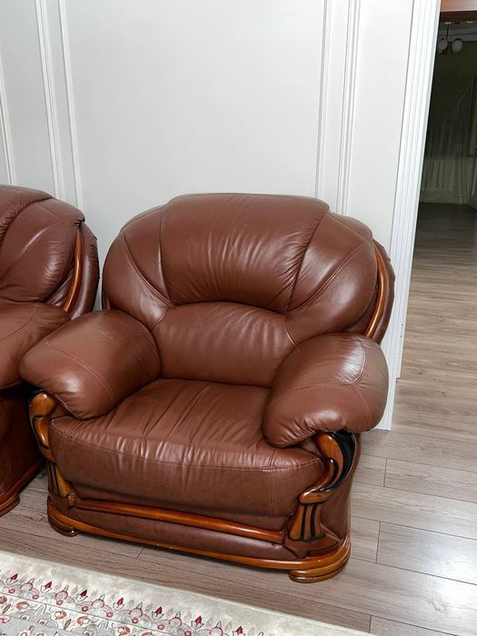 продам диваны шкафы стулья