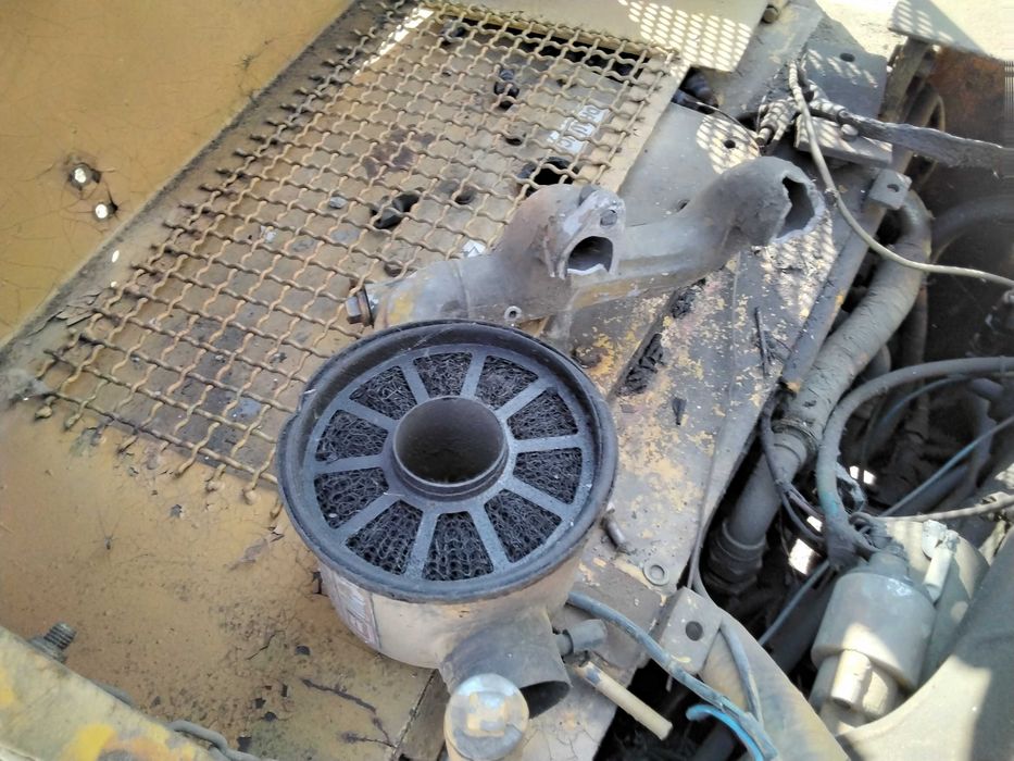Cilindru compactor motor defect 2200kg dubla tractiune