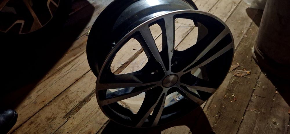 Продам диски 17 диаметр