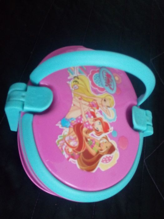 Детски сет от съдове за храна с прибори в 3 части Winx