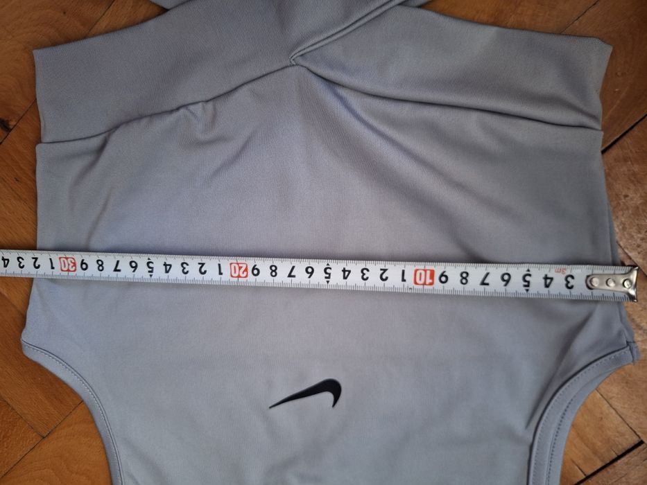 Дамски тениски и потници