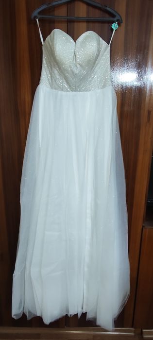 Продам платье женское