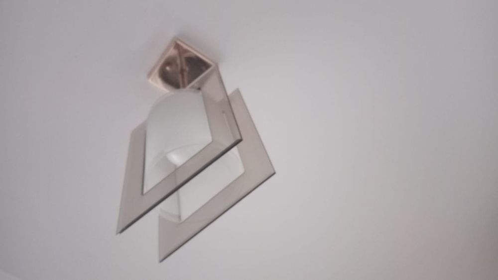 Продам люстры люстра