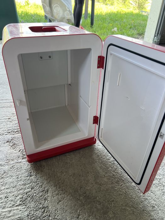 Mini frigider / frigider auto / frigider camping
