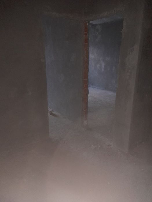 Samarqand aziz bozircha oldidan 1 xonlai uy sotiladi 47