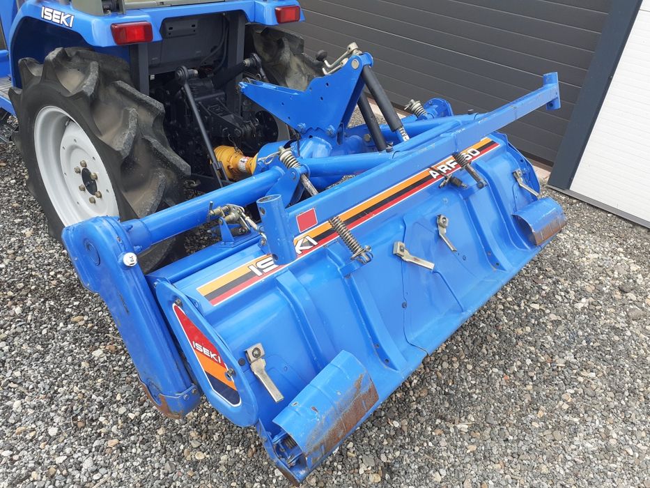 Tractor japonez kubota iseki 23cp 4x4