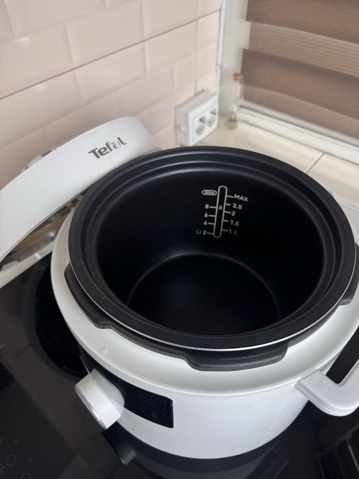 Oala sub presiune Tefal Multu Cooker