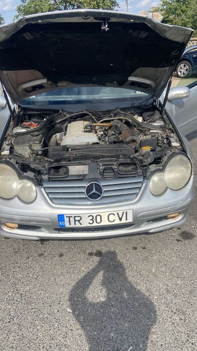 Vând sau schimb.