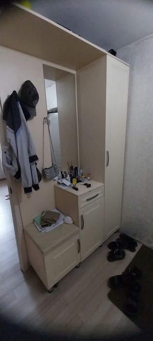 Продам прихожая в хорошем состоянии
