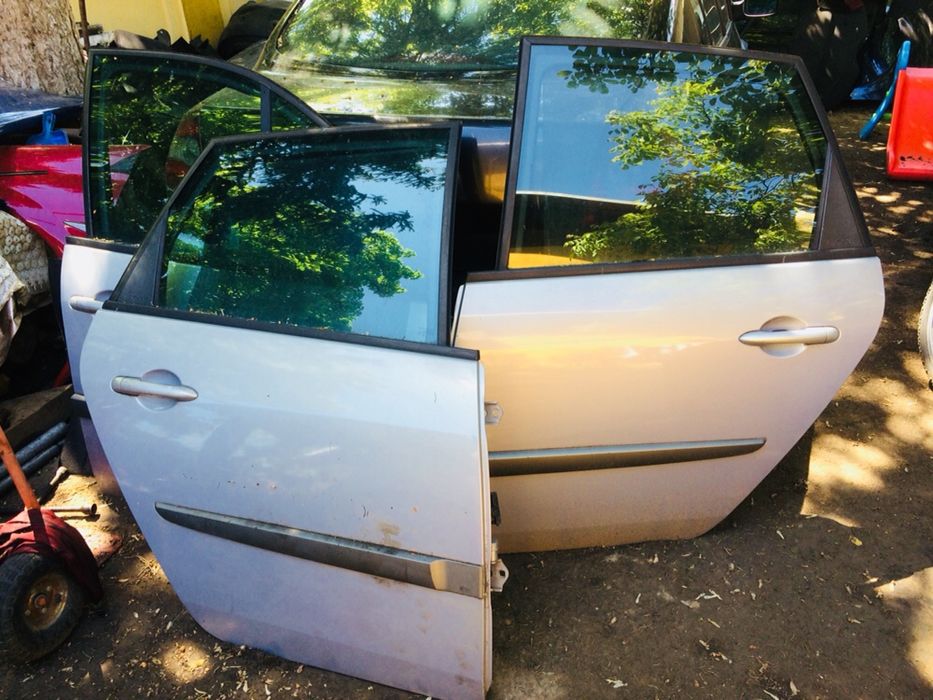 portiera/portiere fata /spate renault scenic /megane 2