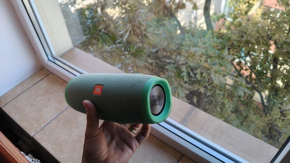 Boxă portabilă JBL Charge 3