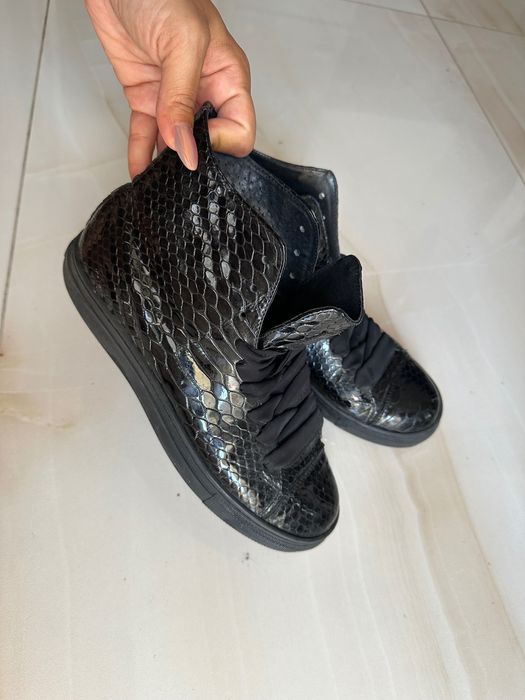 Кецове от естествена кожа